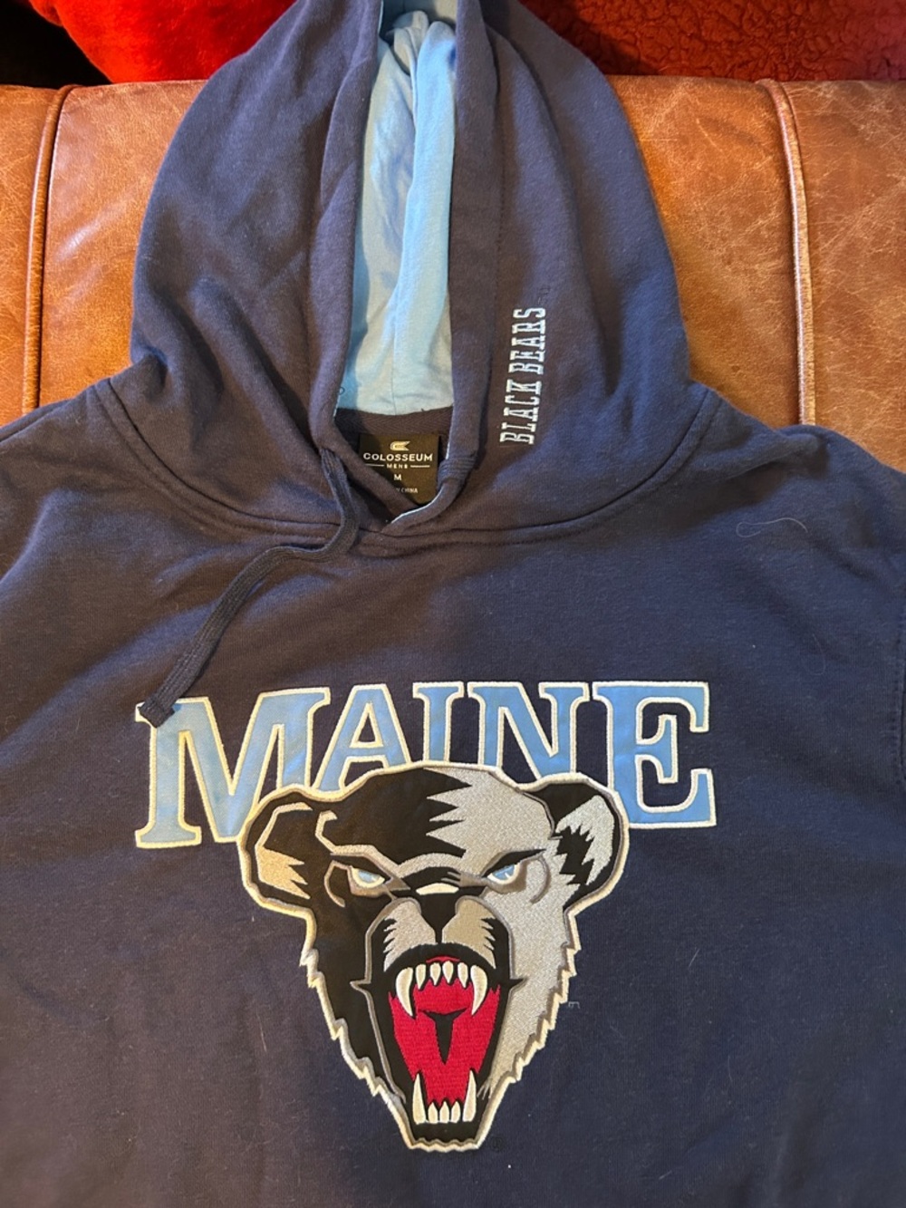 Maine Black Bear UMaine hoodie men’s medium